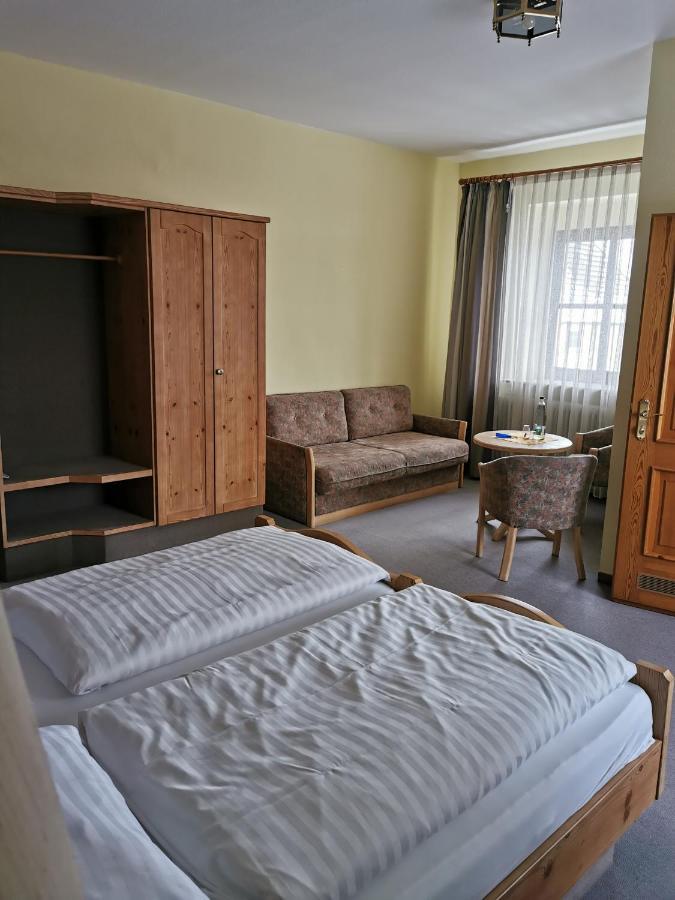 Alte Post Neuses Hotel Prichsenstadt Bagian luar foto